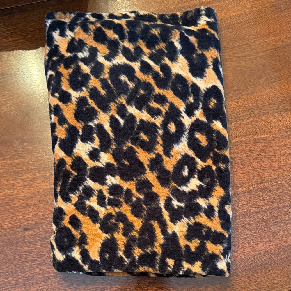 Set of Six (6)  Leopard Print Cotton Towels